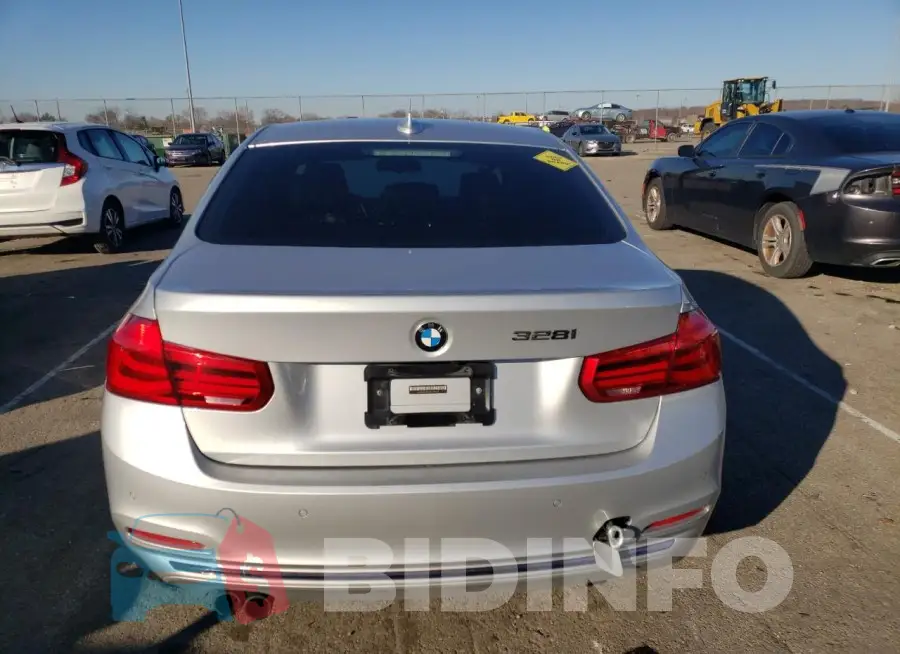 WBA8E3G55GNT79661 Photo# 6