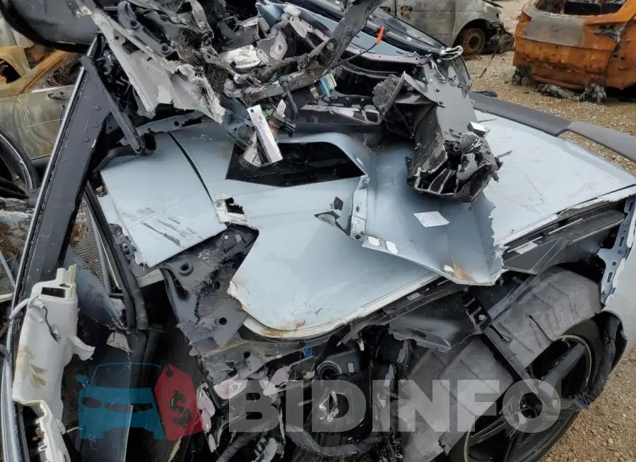 1G1YC2D4XP5118145 Photo# 11