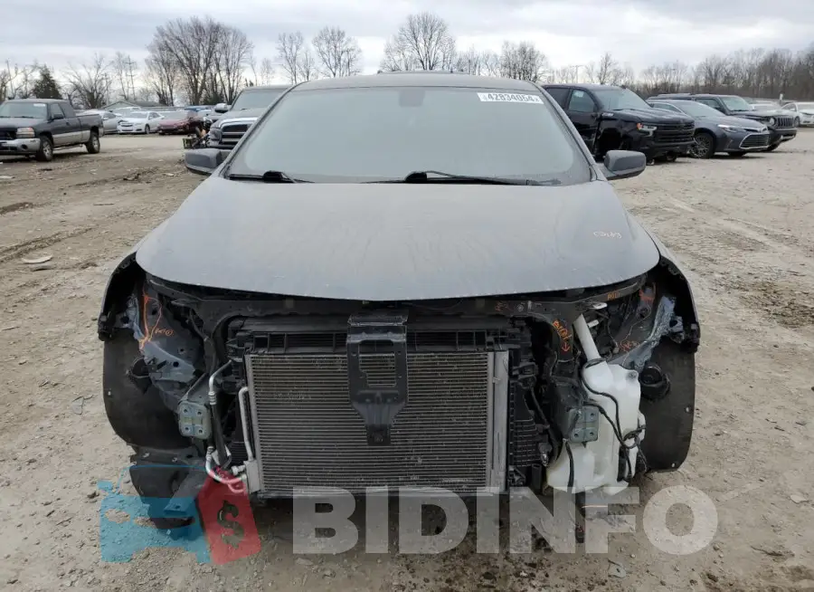 1G1ZB5ST4JF252153 Photo# 5