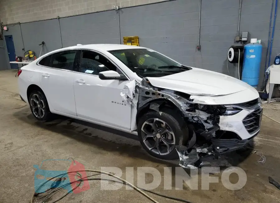 1G1ZD5ST3PF206039 Photo# 4