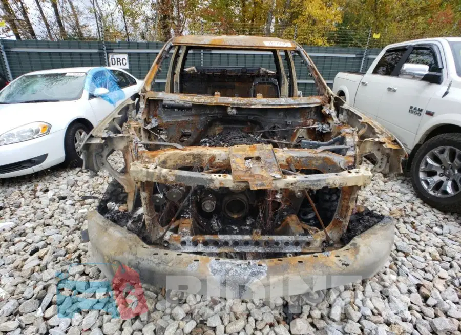 1GCRYCEF2KZ352493 Photo# 5
