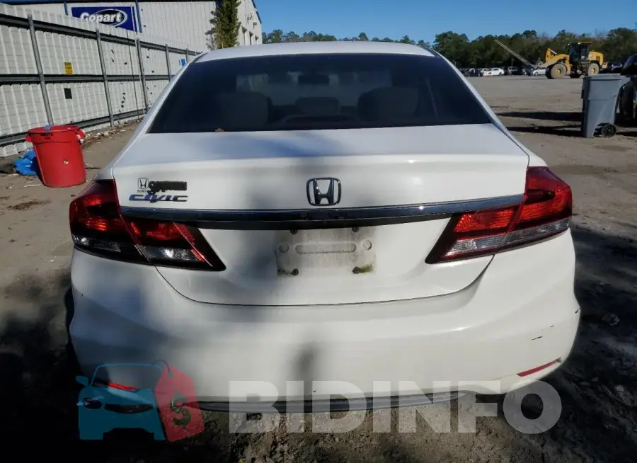19XFB2F57FE109672 Photo# 6