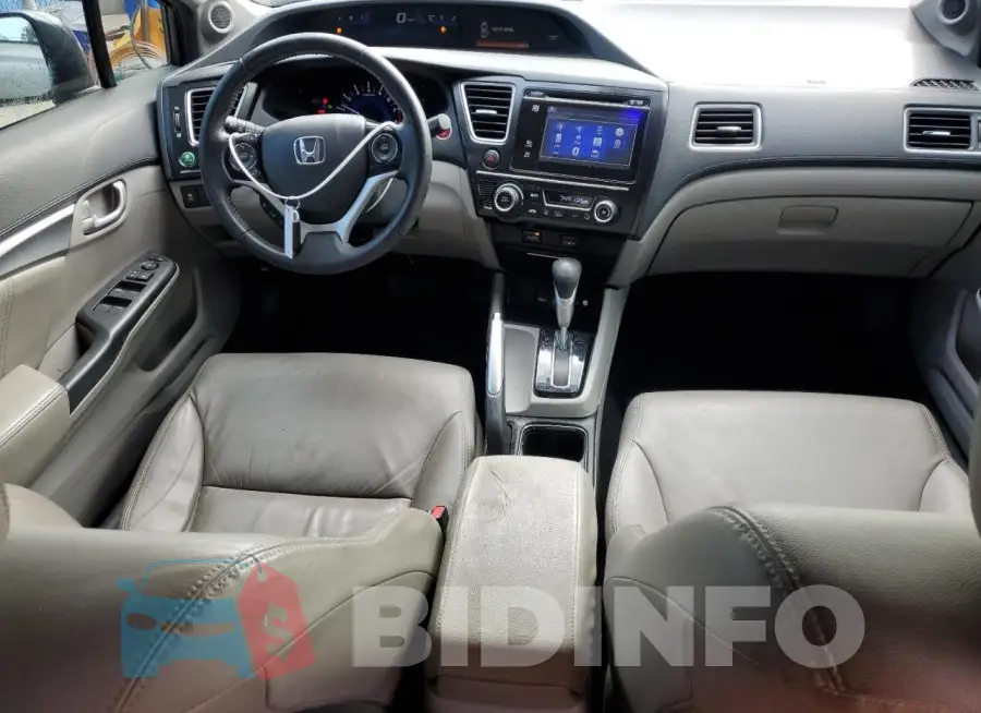 19XFB2F90FE020500 Photo# 8