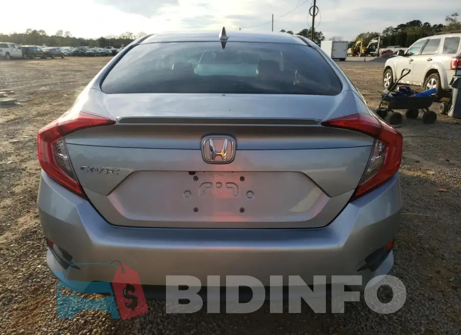 19XFC1F73GE020188 Photo# 6