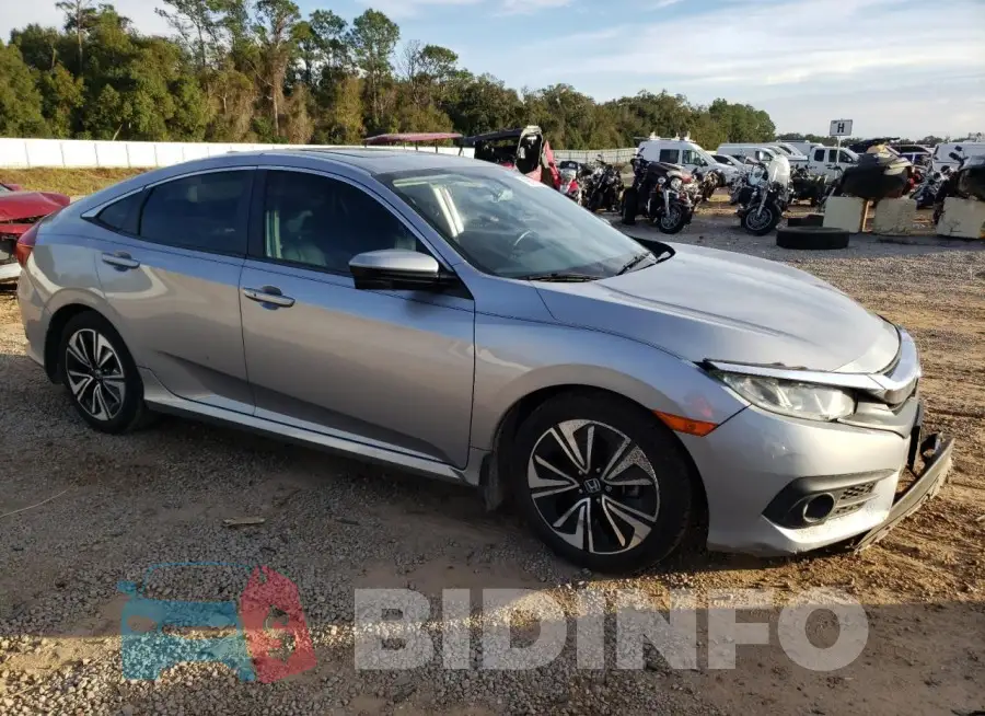 19XFC1F73GE020188 Photo# 4