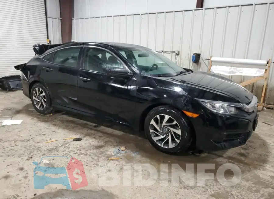 19XFC2F76GE062327 Photo# 4