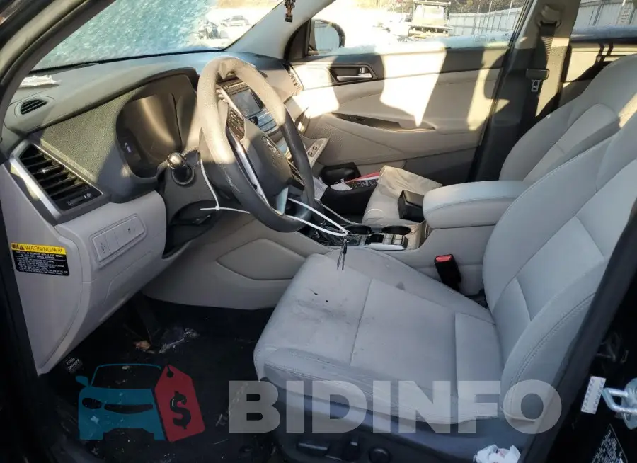 KM8J3CA47HU565277 Photo# 7