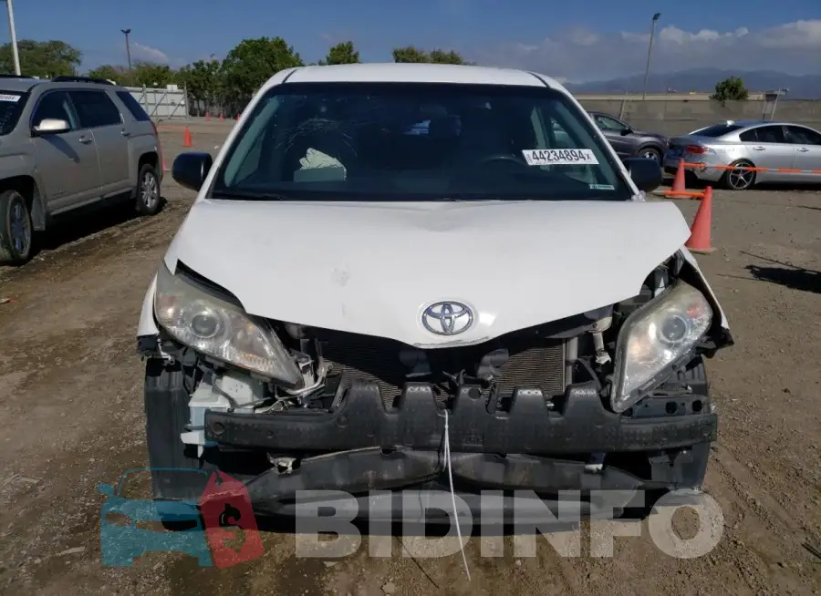 5TDZK3DCXGS726673 Photo# 5