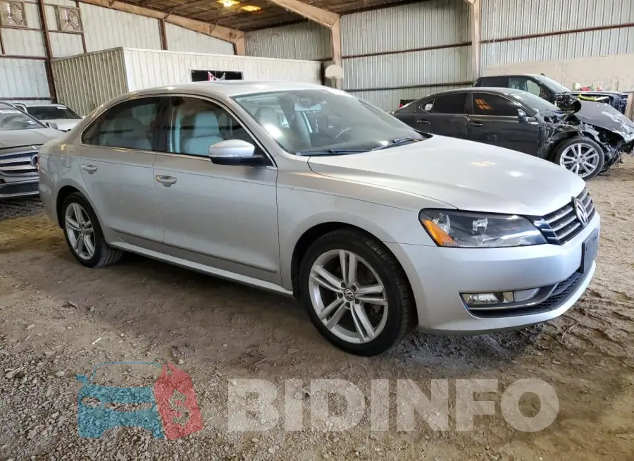 1VWBS7A39FC102938 Photo# 4