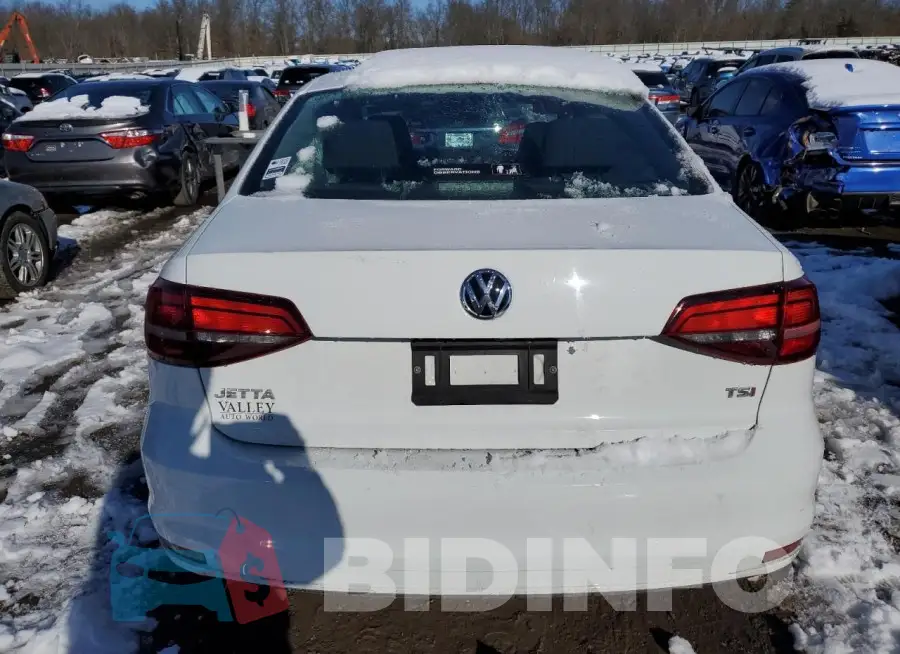 3VW2B7AJ3HM334113 Photo# 6