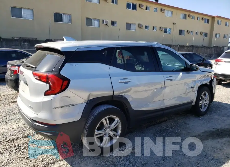 3GKALTEV8JL281927 Photo# 3