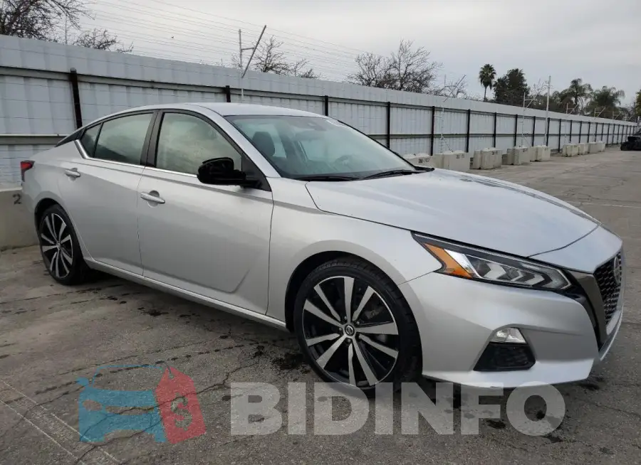 1N4BL4CV6LC209931 Photo# 4