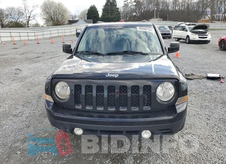 1C4NJPBB7FD371426 Photo# 5