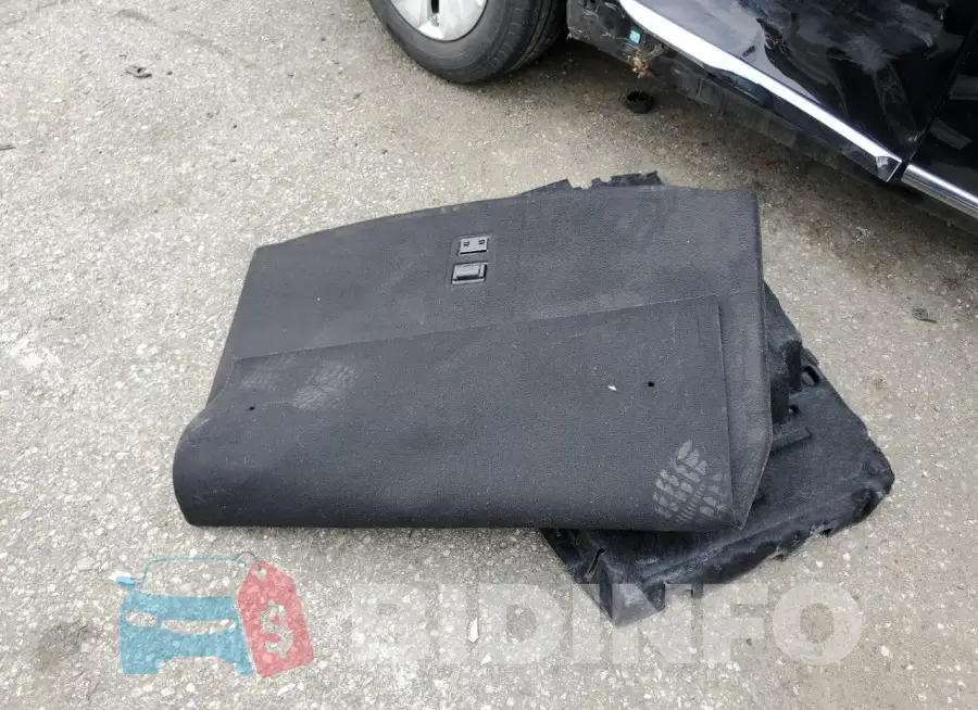 55SWF4JBXFU054012 Photo# 12
