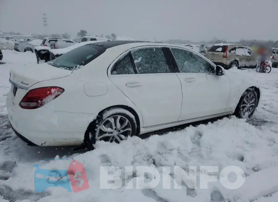 WDDWF4KB6HR217550 Photo# 3