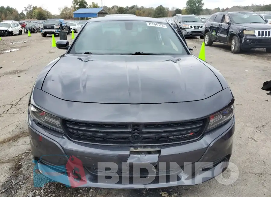 2C3CDXHG6JH125520 Photo# 5
