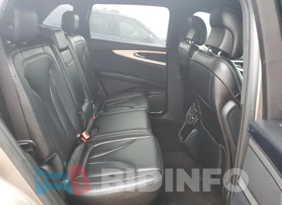 2LMPJ8J90KBL10917 Photo# 11