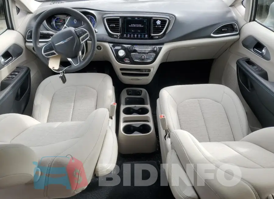 2C4RC1H75JR262352 Photo# 8