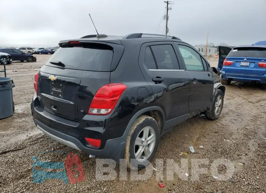 3GNCJLSB1HL257927 Photo# 3