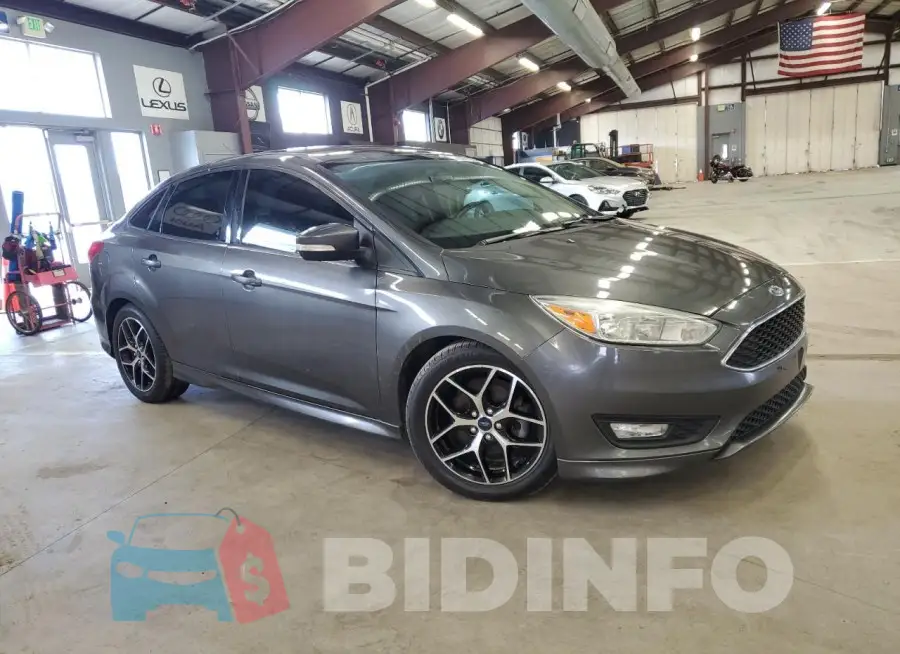 1FADP3F2XFL357075 Photo# 4
