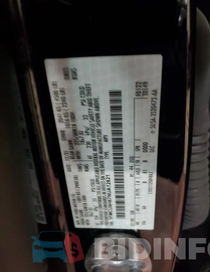 1FMCU9H67NUA12821 Photo# 13
