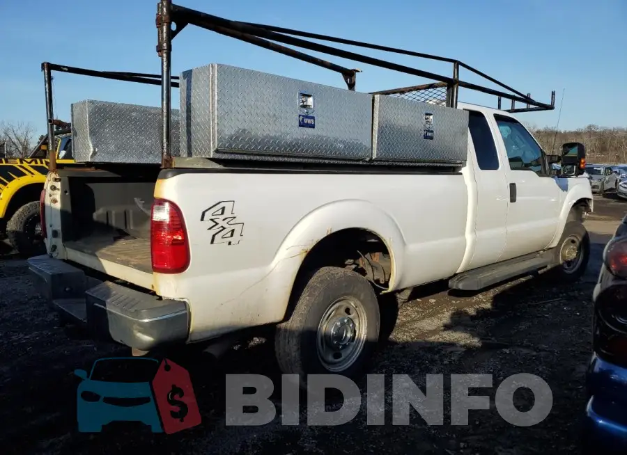 1FT8X3B61FEC16694 Photo# 3