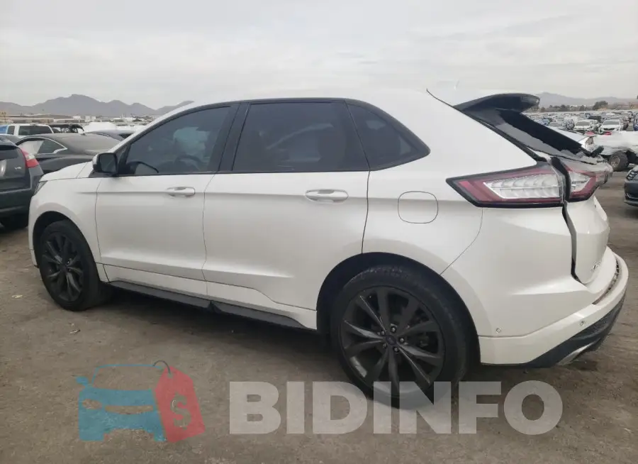 2FMPK3APXFBC42318 Photo# 2