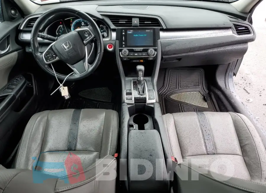 19XFC1F96GE221780 Photo# 8