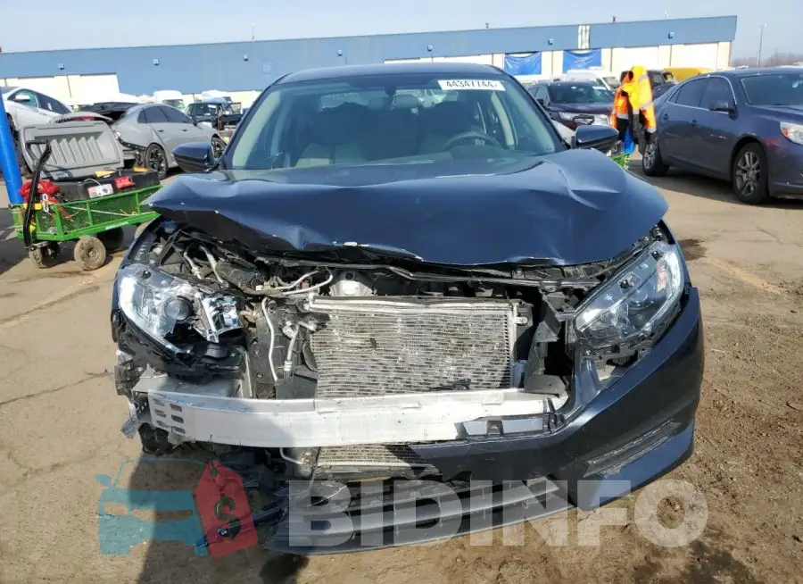 19XFC2F52HE066956 Photo# 5