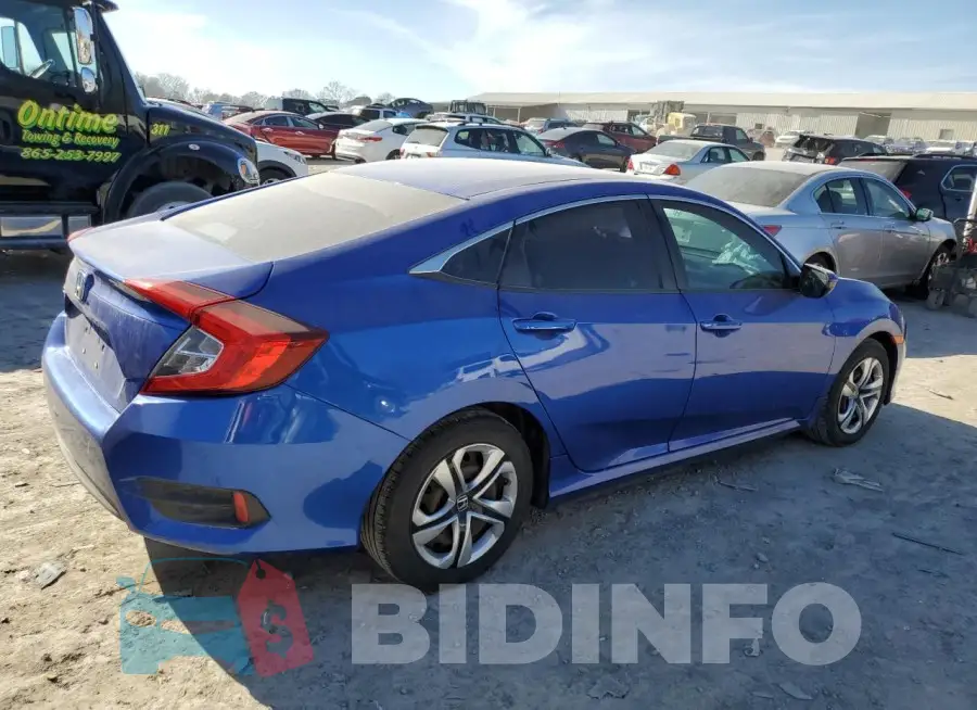 19XFC2F53HE038132 Photo# 3