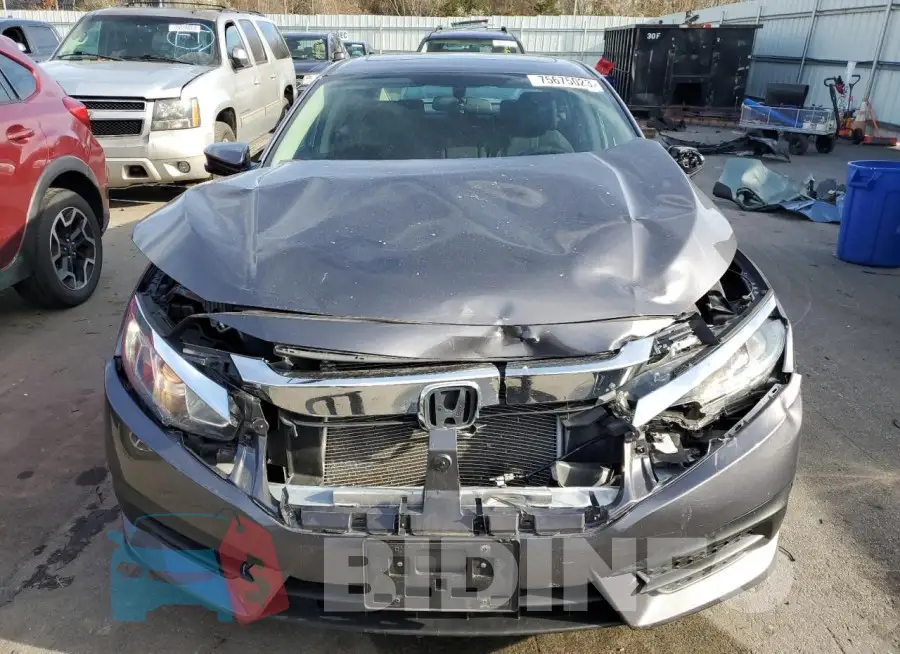 19XFC2F73HE233214 Photo# 5
