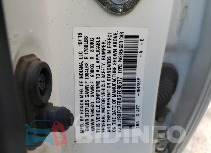 19XFC2F8XGE098577 Photo# 12