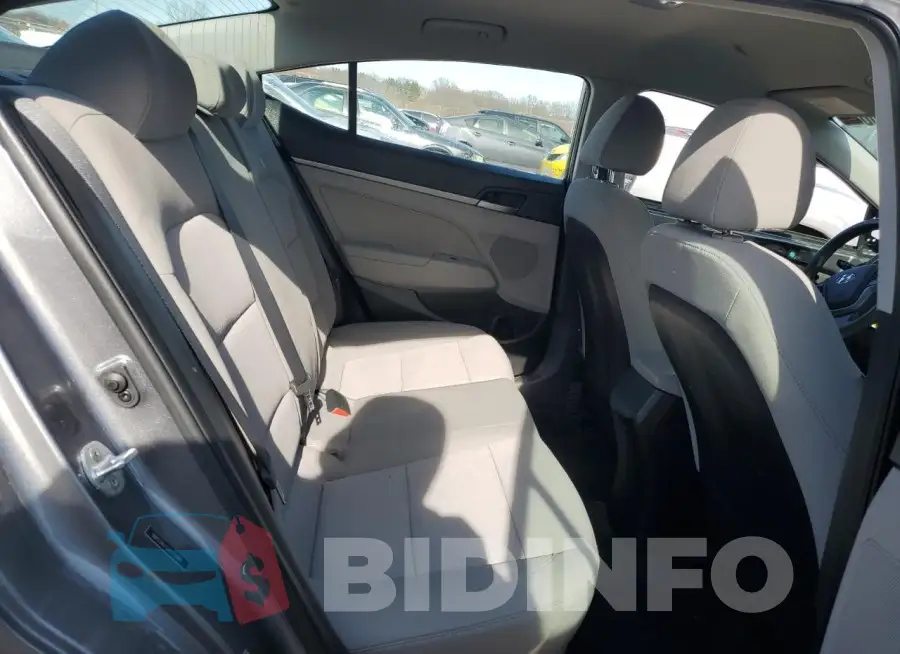 5NPD74LF0JH332061 Photo# 10