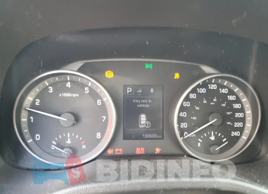 KMHD84LF3HU240404 Photo# 9