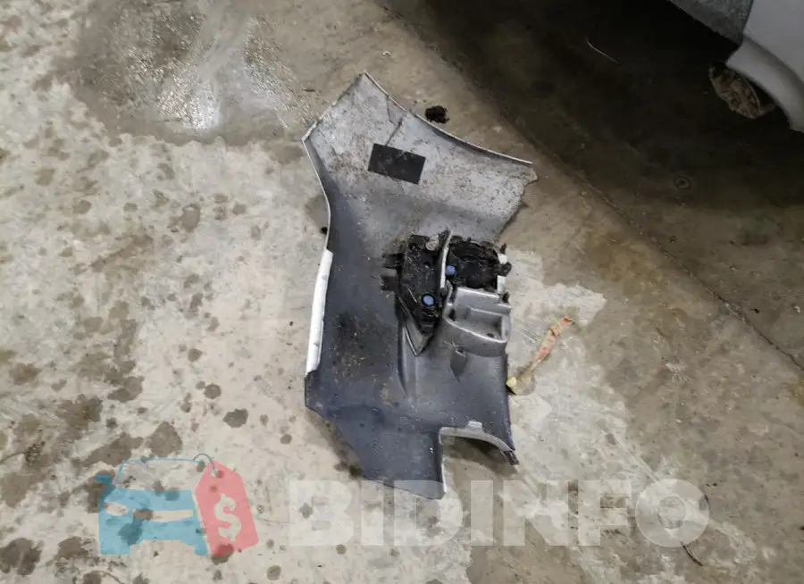 JN1BV7AR0FM417722 Photo# 12