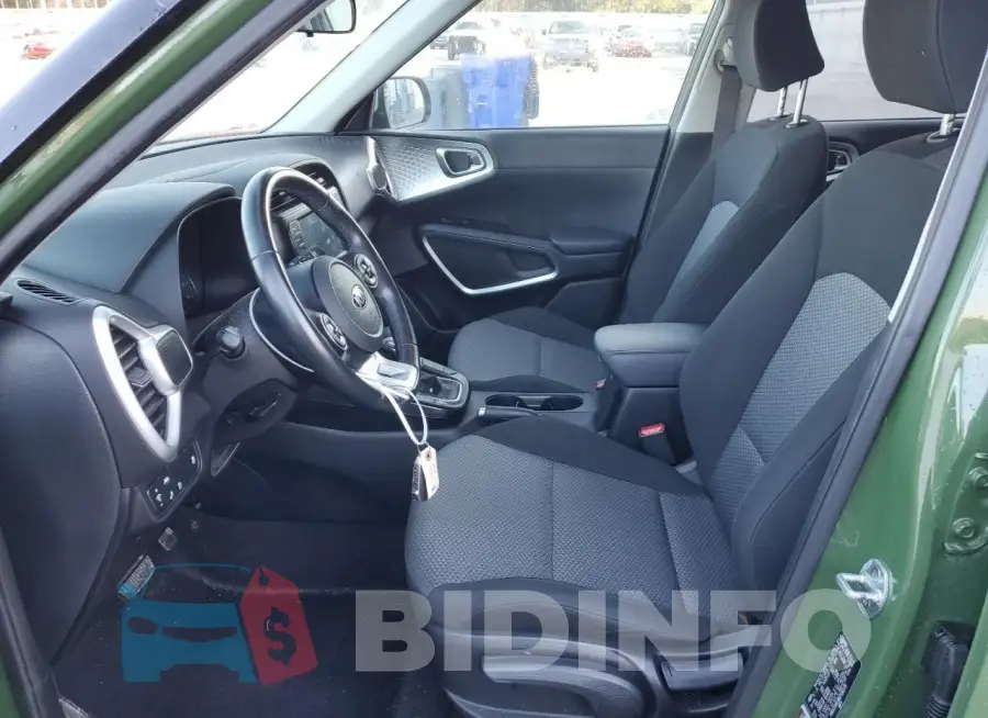 KNDJ23AU8M7136178 Photo# 7