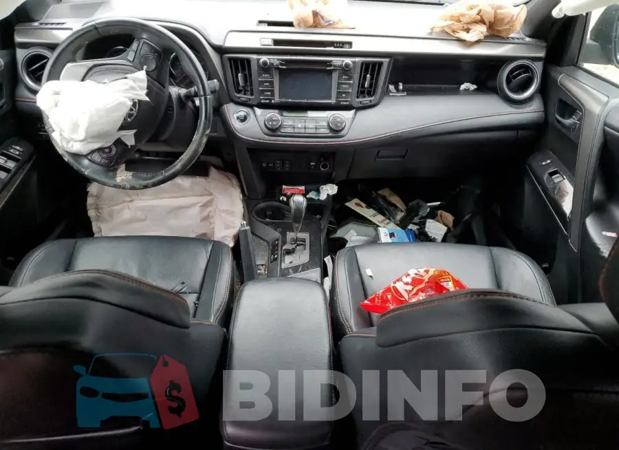 2T3JFREV1HW611075 Photo# 8