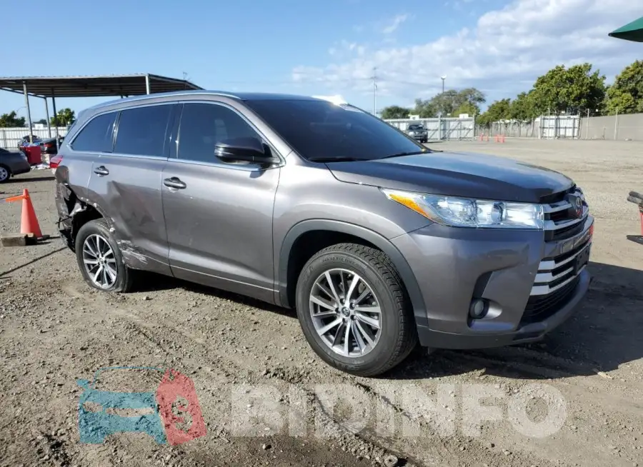 5TDKZRFH7JS283883 Photo# 4