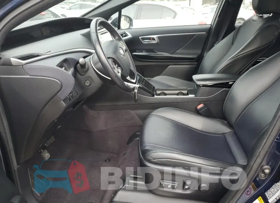 JTDBVRBD7JA004427 Photo# 7