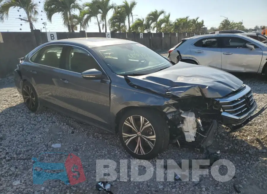 1VWSA7A3XMC017865 Photo# 4