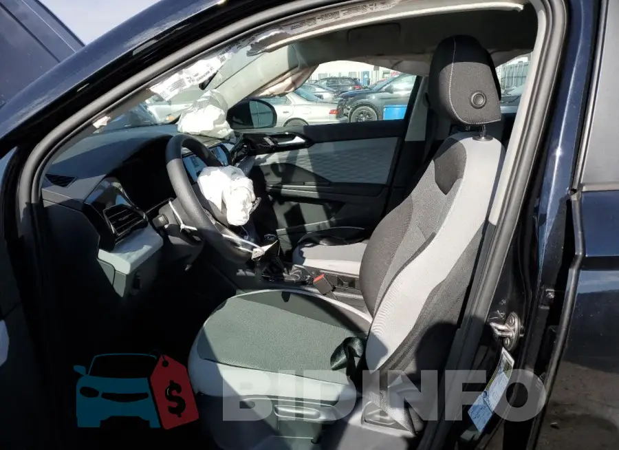 3VVAX7B25NM016448 Photo# 7