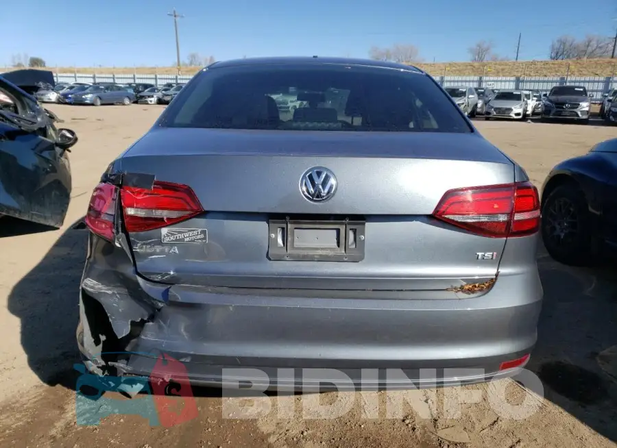3VW267AJ2GM370510 Photo# 6