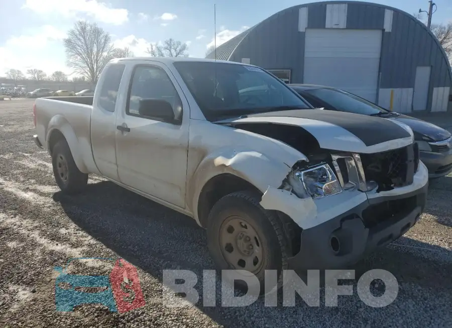 1N6BD0CT4GN759795 Photo# 4