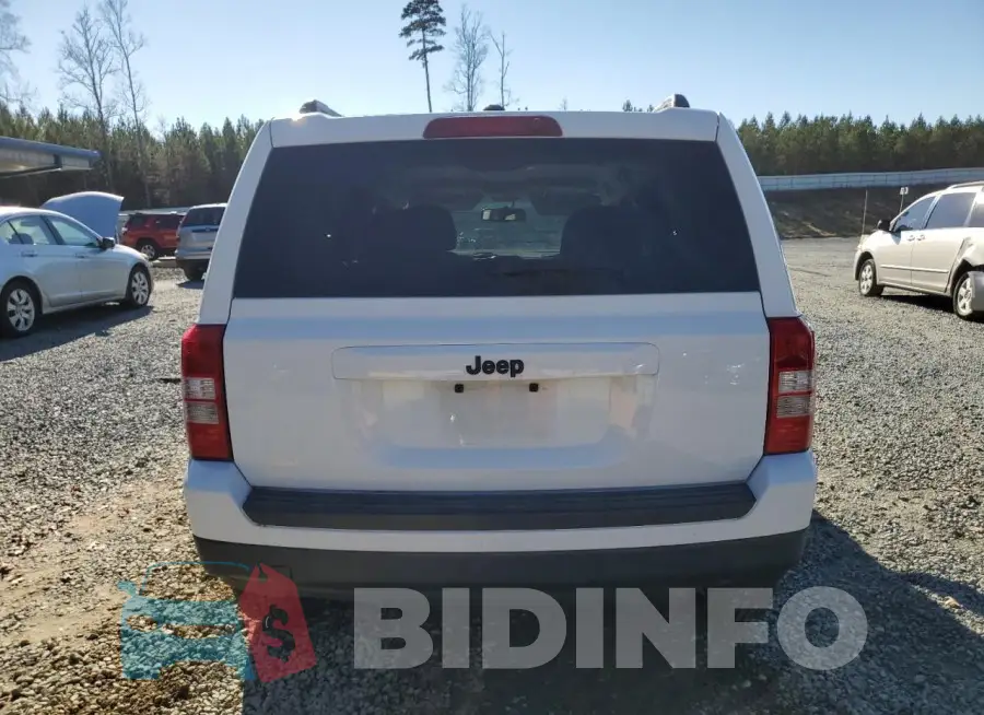 1C4NJPBA6GD688607 Photo# 6