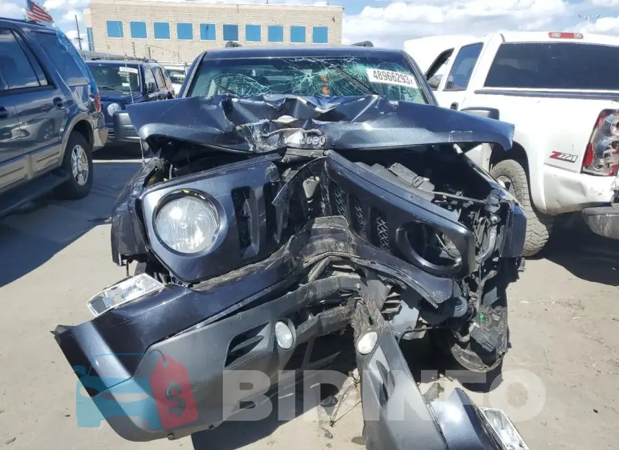 1C4NJRFB7FD279903 Photo# 5