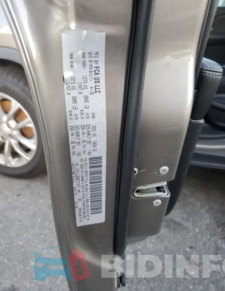 1C4PJLCB6KD171471 Photo# 12