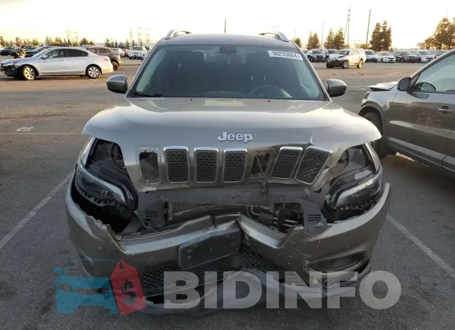 1C4PJLCB6KD171471 Photo# 5