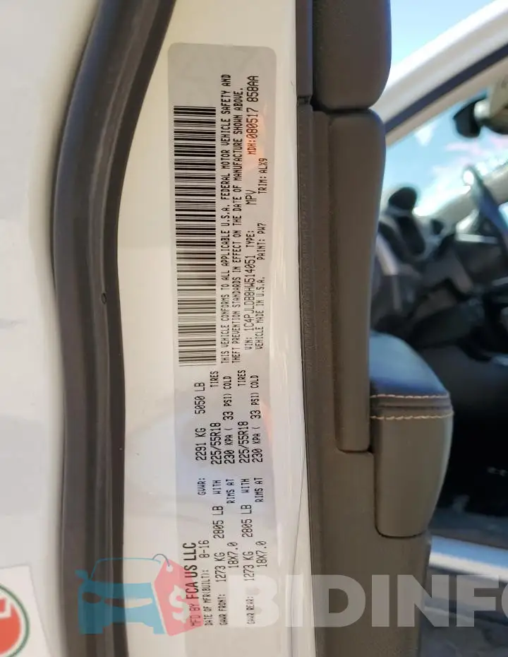 1C4PJLDB8HW514051 Photo# 13