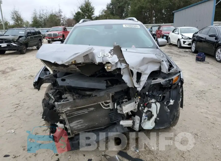 1C4PJLLB5KD154435 Photo# 5