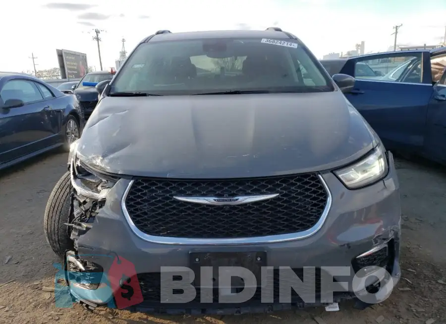 2C4RC1BG1NR149545 Photo# 5